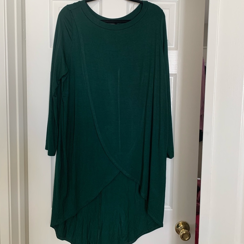 Long sleeve hi-low blouse
